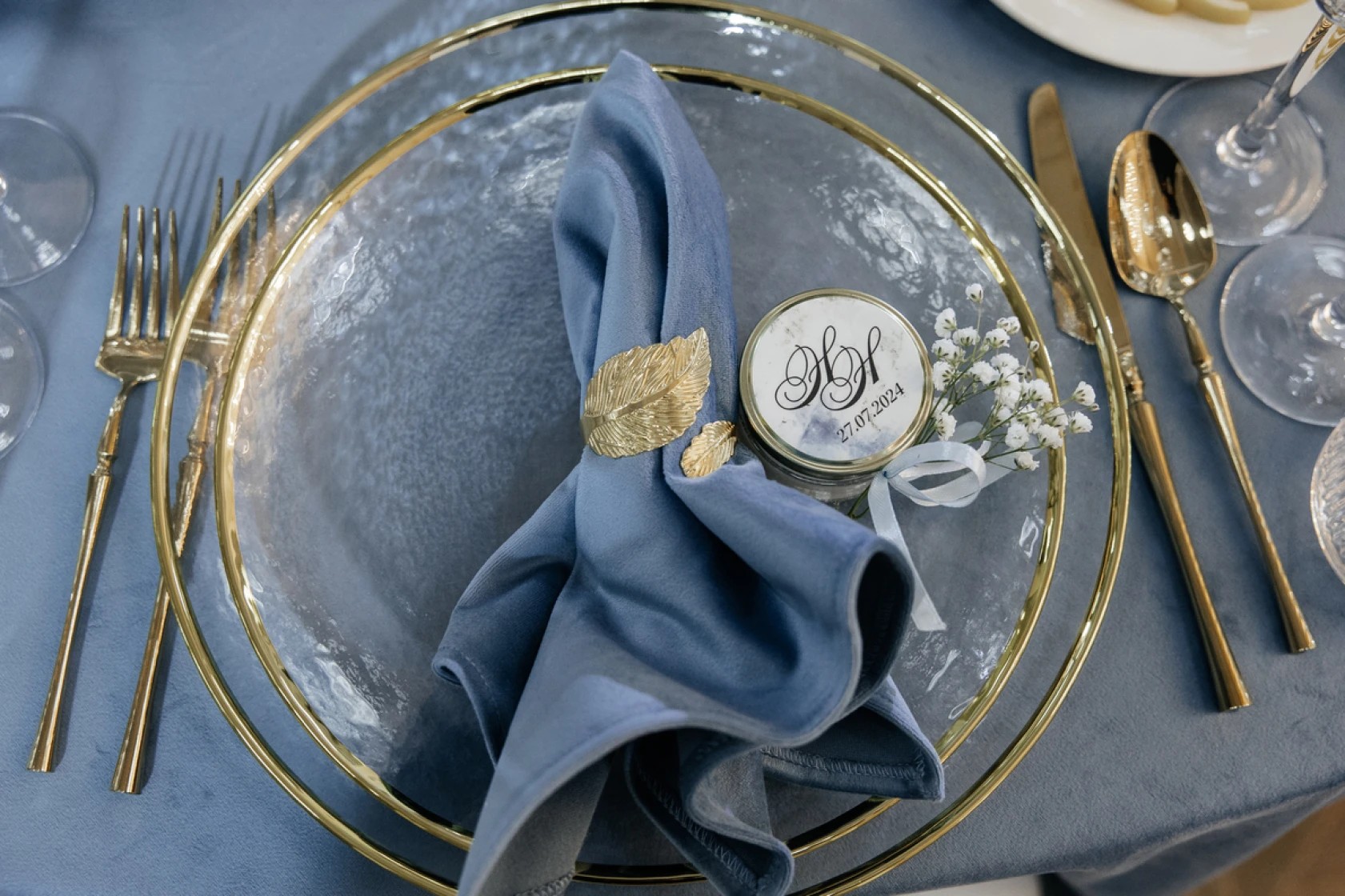 Суриковъ Холл